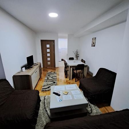Apartman Vranje Eksteriør billede