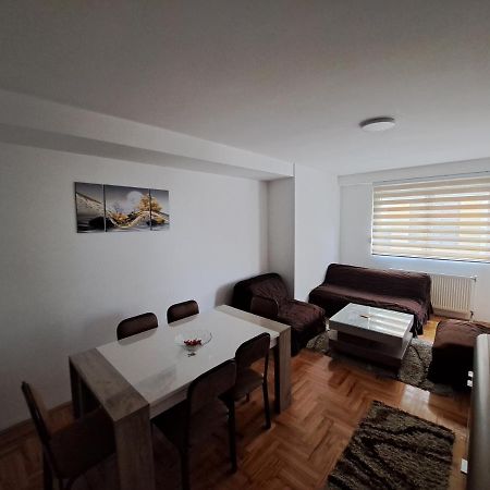 Apartman Vranje Eksteriør billede