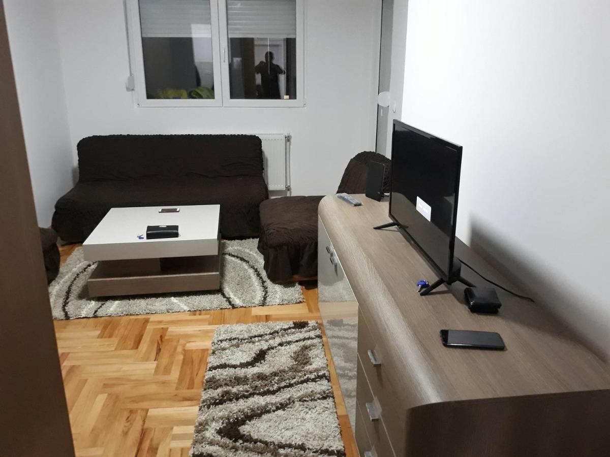 Apartman Vranje Eksteriør billede
