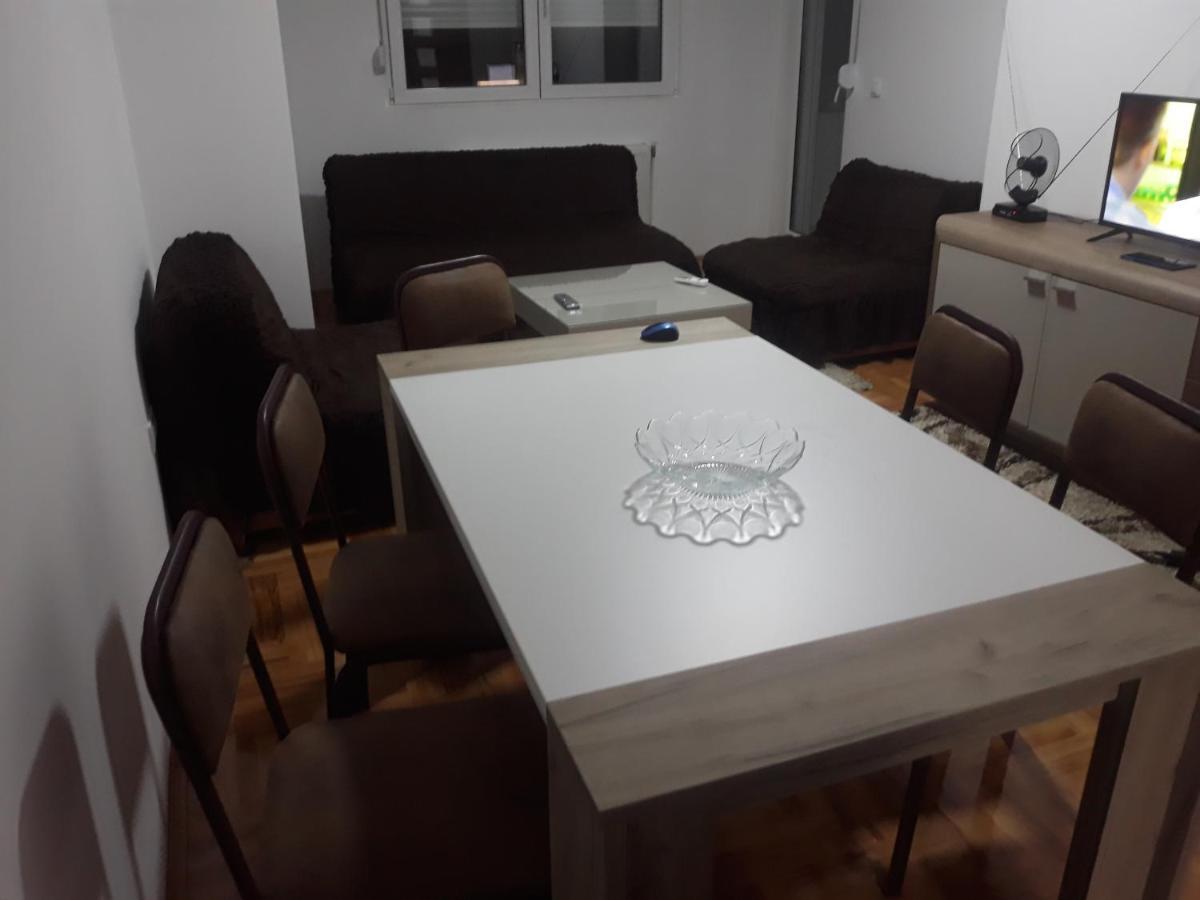 Apartman Vranje Eksteriør billede