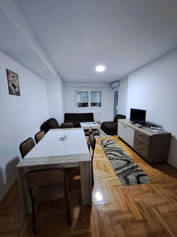 Apartman Vranje Eksteriør billede